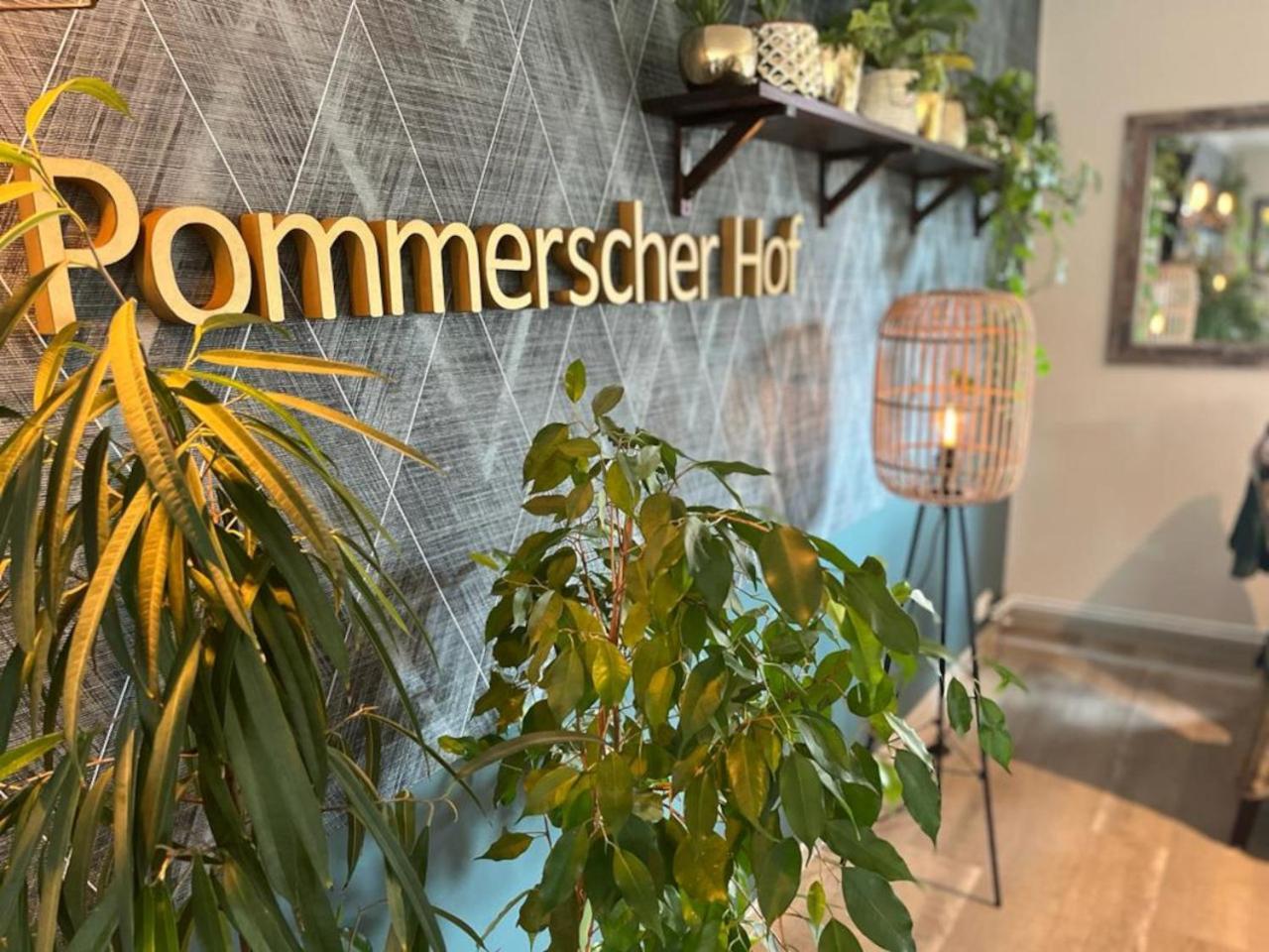 Hotel Pommerscher Hof Zinnowitz Exterior foto