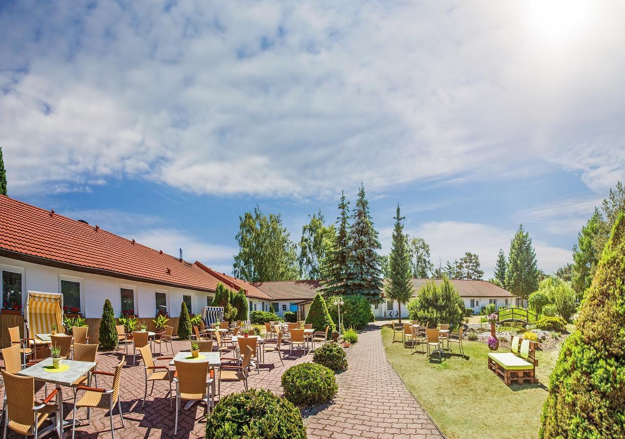 Hotel Pommerscher Hof Zinnowitz Exterior foto