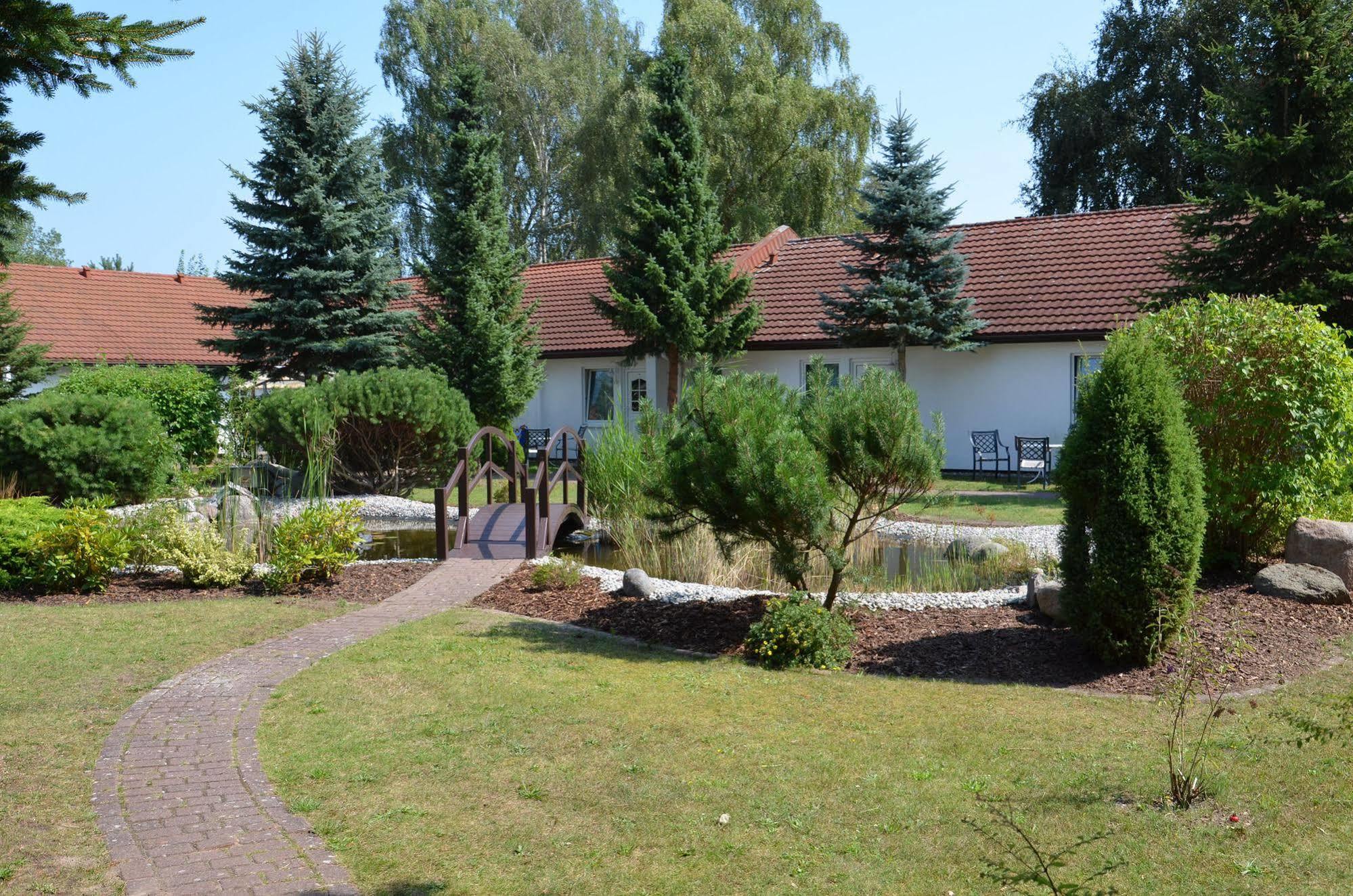 Hotel Pommerscher Hof Zinnowitz Exterior foto